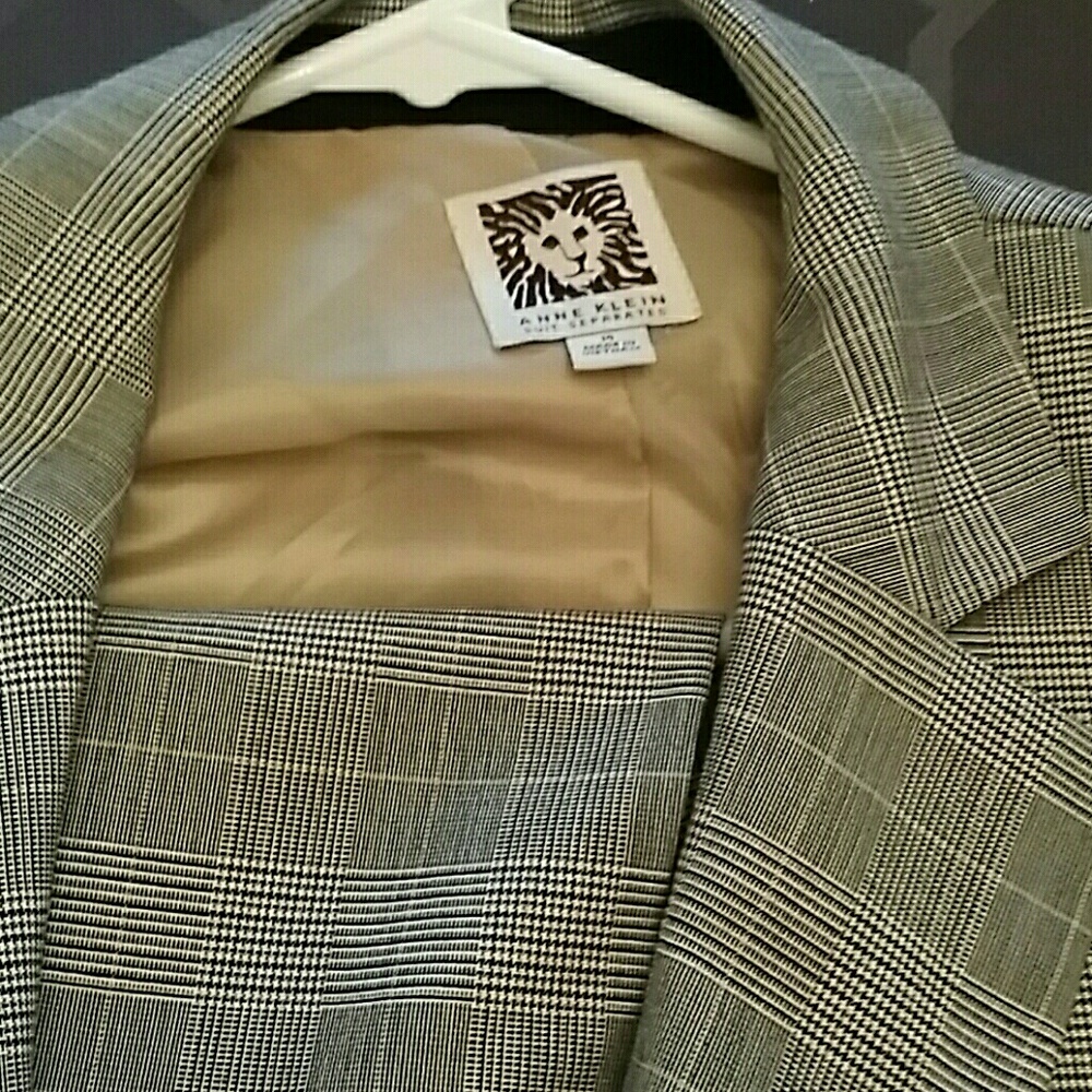Ann Klein Spring Suit